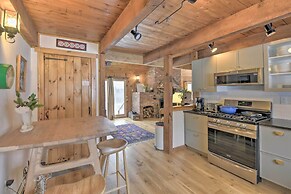 Upscale Montgomery Cabin, Near Jay Peak Resort!