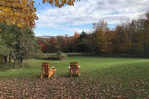 Upscale Montgomery Cabin, Near Jay Peak Resort!