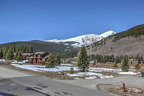 Blue River Condo w/ Views - 5 Mi to Breckenridge!