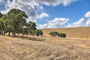 Cozy Canyon Lake Cottage: 1 Mi to Guadalupe River!