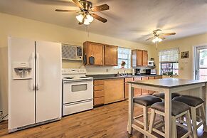 Cozy Canyon Lake Cottage: 1 Mi to Guadalupe River!