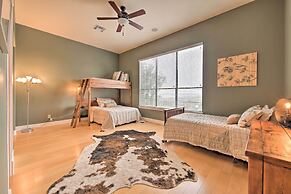 Lakeview Escape w/ Hot Tub, 1 Mi to Canyon Lake