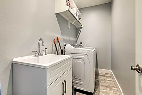 Villa Azul Galveston Home: Modern & Beachfront!