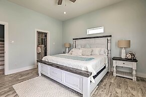 Villa Azul Galveston Home: Modern & Beachfront!
