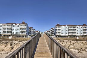 Oceanfront Condo w/ Pool in Galveston!