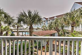 Oceanfront Condo w/ Pool in Galveston!