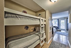 Oceanfront Condo w/ Pool in Galveston!