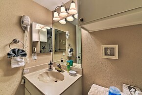 Oceanfront Condo w/ Pool in Galveston!