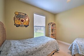 1/4 Mi to Beach: Canal-view Home in Galveston!