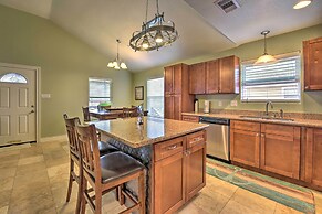 1/4 Mi to Beach: Canal-view Home in Galveston!