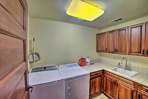 'tropical Paradise' Resort Villa: 1 Mile to Beach!