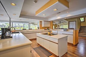 Ocean-view Kailua-kona Escape w/ Private Pool!