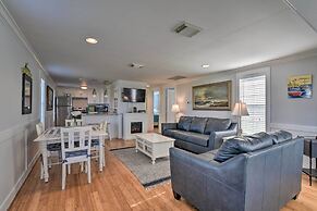 Galveston Cottage w/ Deck: Walk to Beach!