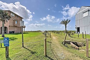 1 Block to Beach: Family Getaway in Galveston!