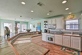 1 Block to Beach: Family Getaway in Galveston!