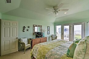 1 Block to Beach: Family Getaway in Galveston!