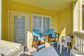 Walk to Beach: Lavish Resort Escape in Galveston!