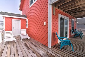 Beachfront Galveston Oasis: Balconies, Ocean View!