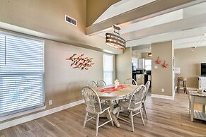 Beachfront Galveston Oasis: Balconies, Ocean View!