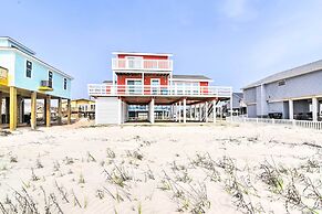 Beachfront Galveston Oasis: Balconies, Ocean View!