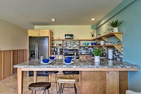 Condo w/ Lanai at Beginning of Road to Hana!