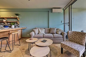 Condo w/ Lanai at Beginning of Road to Hana!