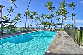 Oceanfront Kailua-kona Condo w/ Community Pool!