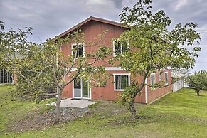 Peaceful Kailua-kona Escape w/ Shared Patio!