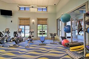 Disney-area Townhome w/ Lanai & Resort Amenities!