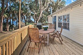 2 Living Rooms: Crescent City Home