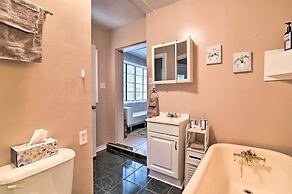 Pet-friendly Auburndale House w/ Lake Views!