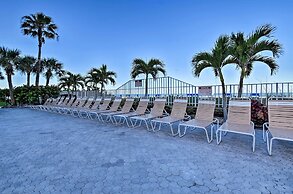 Indian Shores Condo w/ Pool + Sunset Beach View!