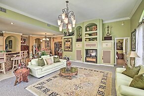 Luxurious Home w/ Private Pool & Lanai Near Tampa!