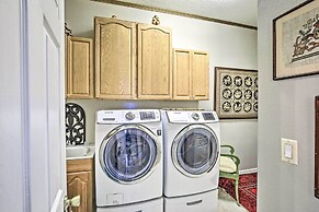 Luxurious Home w/ Private Pool & Lanai Near Tampa!