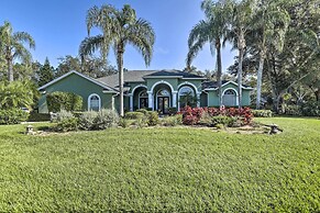 Luxurious Home w/ Private Pool & Lanai Near Tampa!