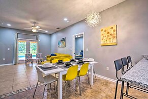 Sunny Clermont Retreat w/ Lanai: 12 Mi to Disney!