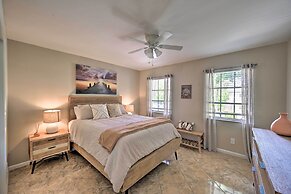 Naples Condo w/ Enclosed Balcony & Lake Views!