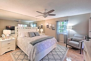 Naples Condo w/ Enclosed Balcony & Lake Views!