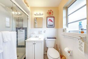 Ft Lauderdale Apt w/ Pool - 1 Mi to Beach Access!