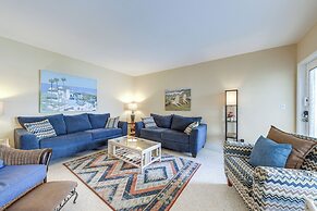 Ft Lauderdale Apt w/ Pool - 1 Mi to Beach Access!