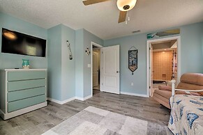 1 Mi to Boat Launch: Crystal River Home w/ Dock