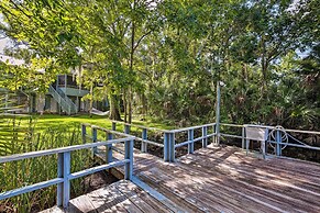 1 Mi to Boat Launch: Crystal River Home w/ Dock
