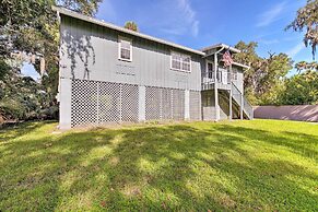 1 Mi to Boat Launch: Crystal River Home w/ Dock