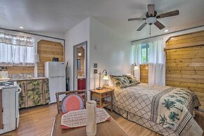 Cozy Pahoa Hideaway Near Black-sand Beaches!