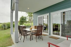 'the Aloha Green House' Retreat w/ Ocean Views!