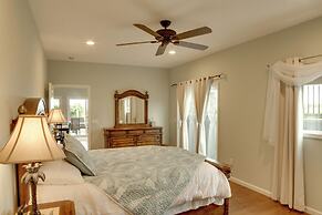 'the Aloha Green House' Retreat w/ Ocean Views!