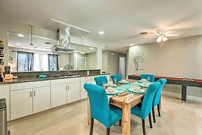 Las Vegas Getaway w/ Patio & Grill: ~3mi to Strip!