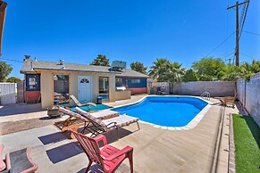 Las Vegas Getaway w/ Patio & Grill: ~3mi to Strip!