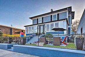 Historic Renovated Home < 2 Mi to Beach & Pier!