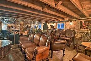 Historic Renovated Home < 2 Mi to Beach & Pier!